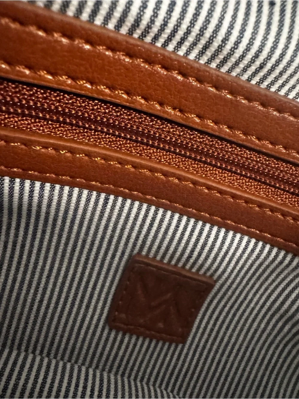Miche canvas messenger